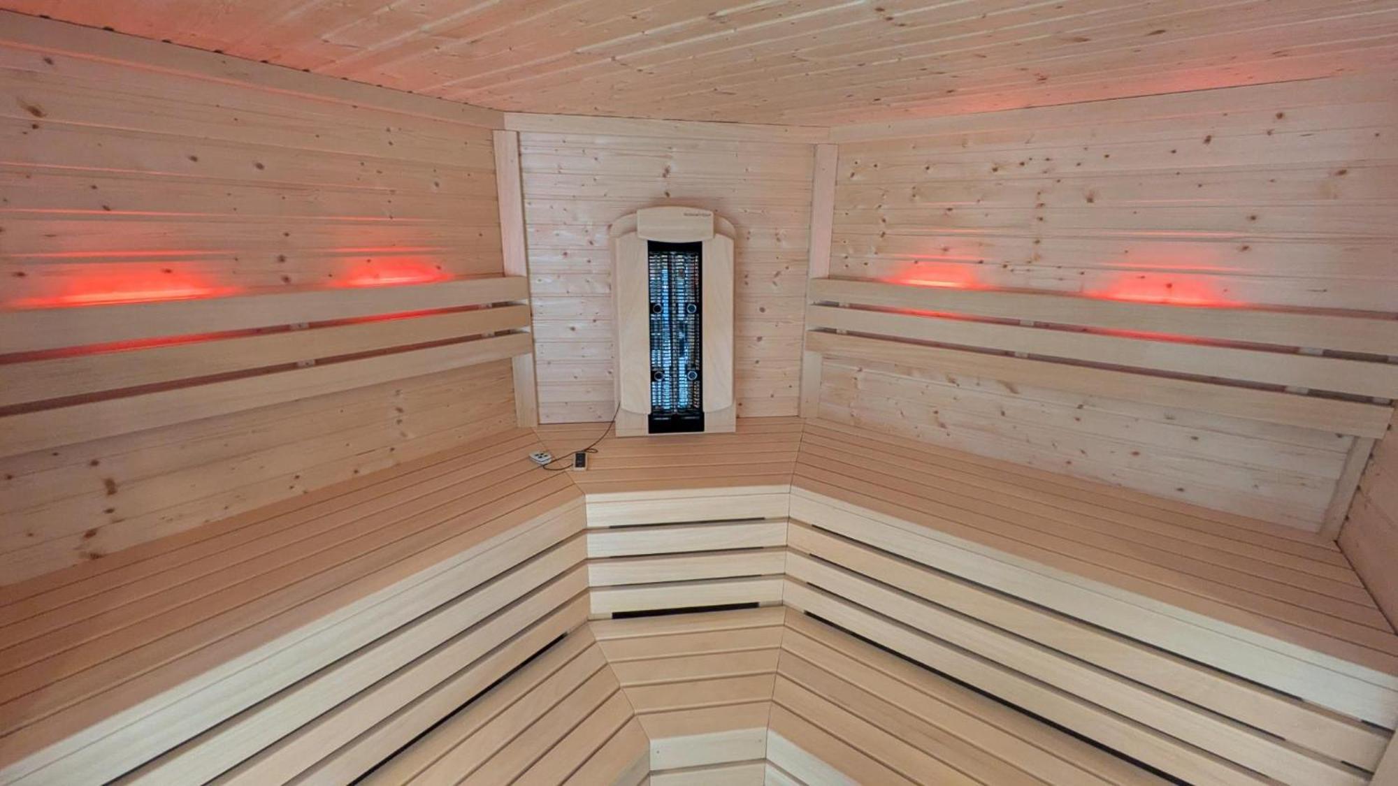 Landhotel Sonneneck - Breuna Im Naturpark Екстериор снимка