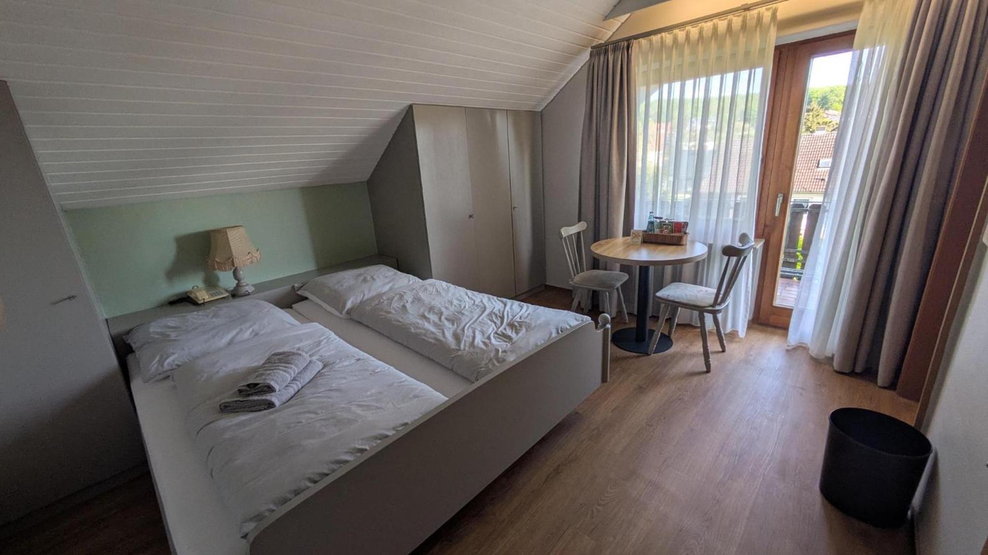 Landhotel Sonneneck - Breuna Im Naturpark Екстериор снимка